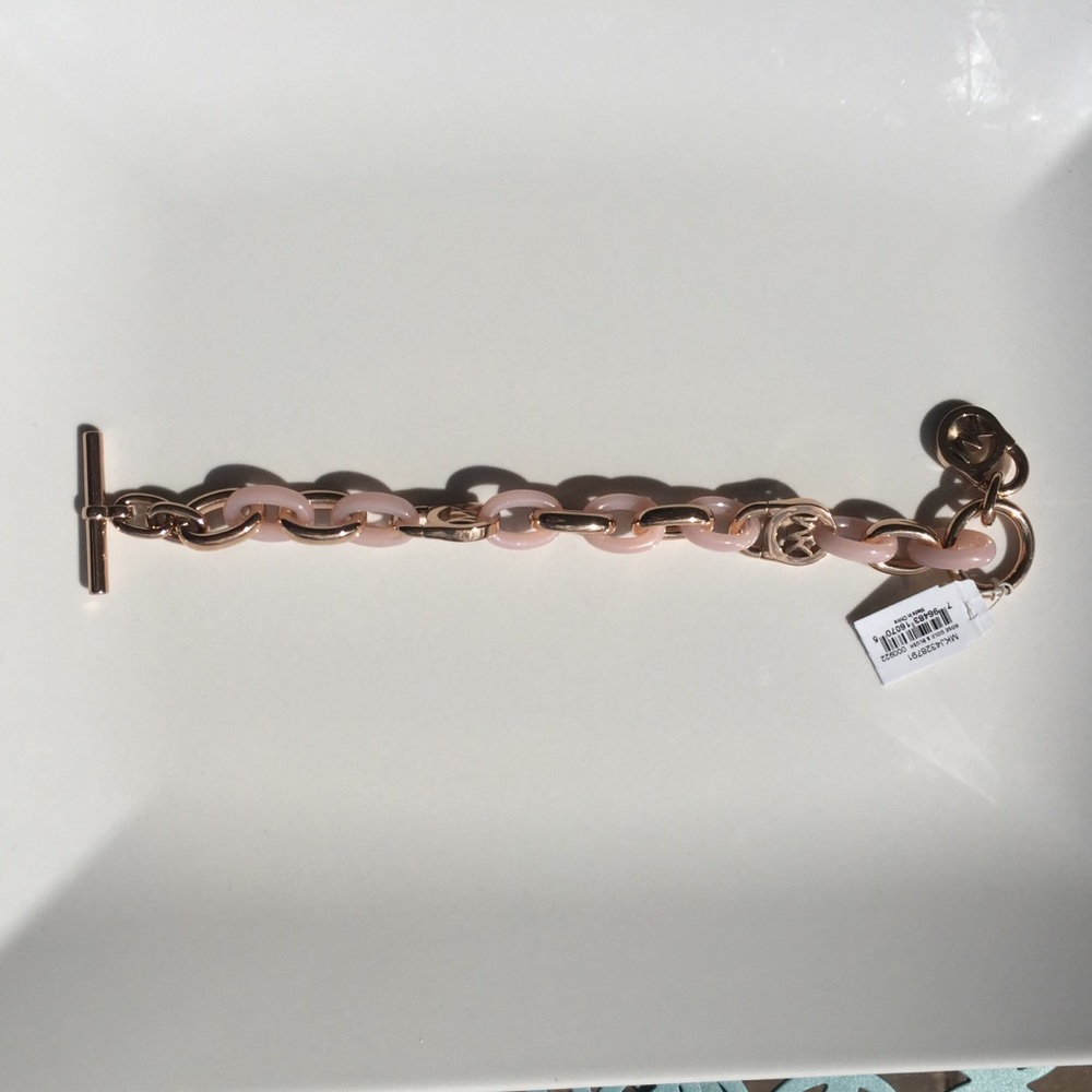 Sold Michael Kors Rose Gold&Blush Padlock Bracelet - Picture 4 of 5